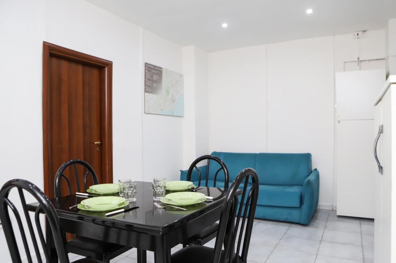 Napoli Centrale Budget Apartment Екстериор снимка